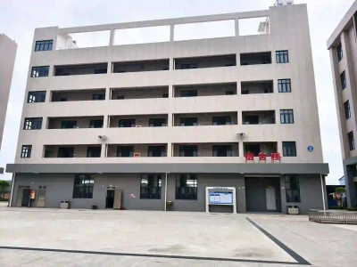 六点零七分的街